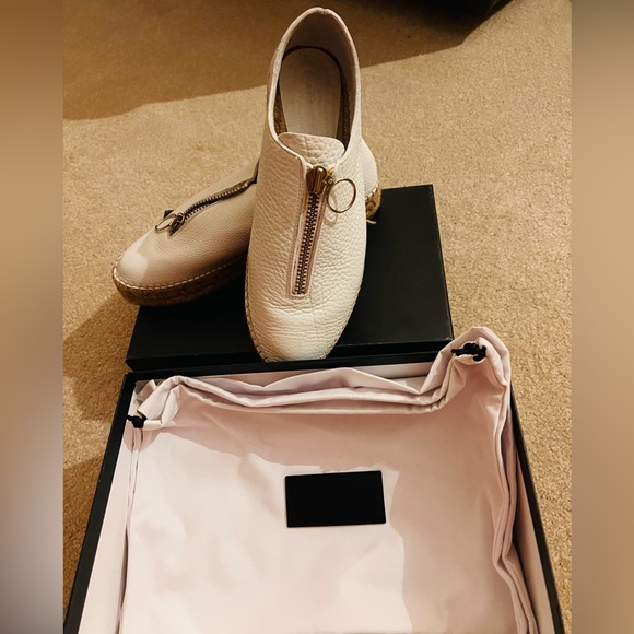 Alexander Wang, in white color! 99% new - Picture 2 of 2